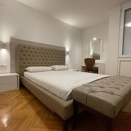 סקופיה Ruby Luxury Central Apartment מראה חיצוני תמונה