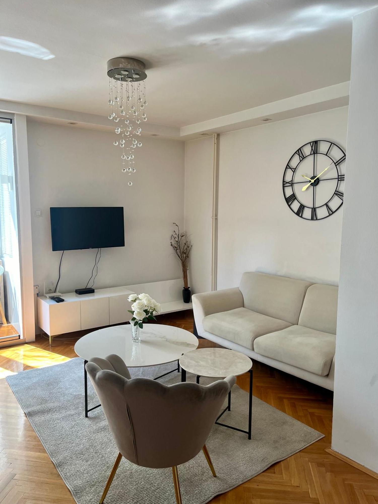 סקופיה Ruby Luxury Central Apartment מראה חיצוני תמונה